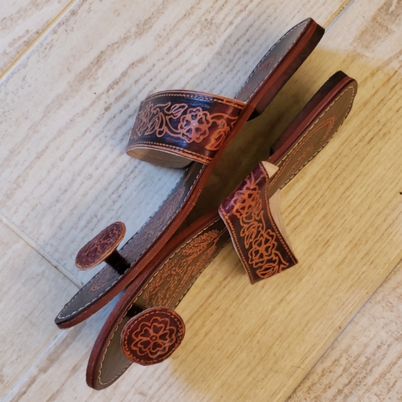 Handmade Sandals - Picture 2 of 4